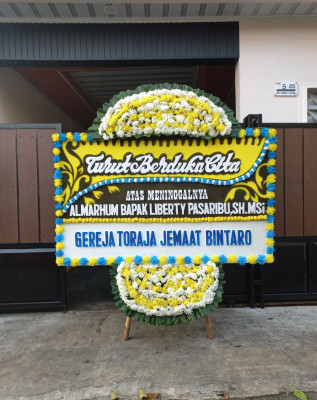 Papan Bunga Duka di Bondowoso